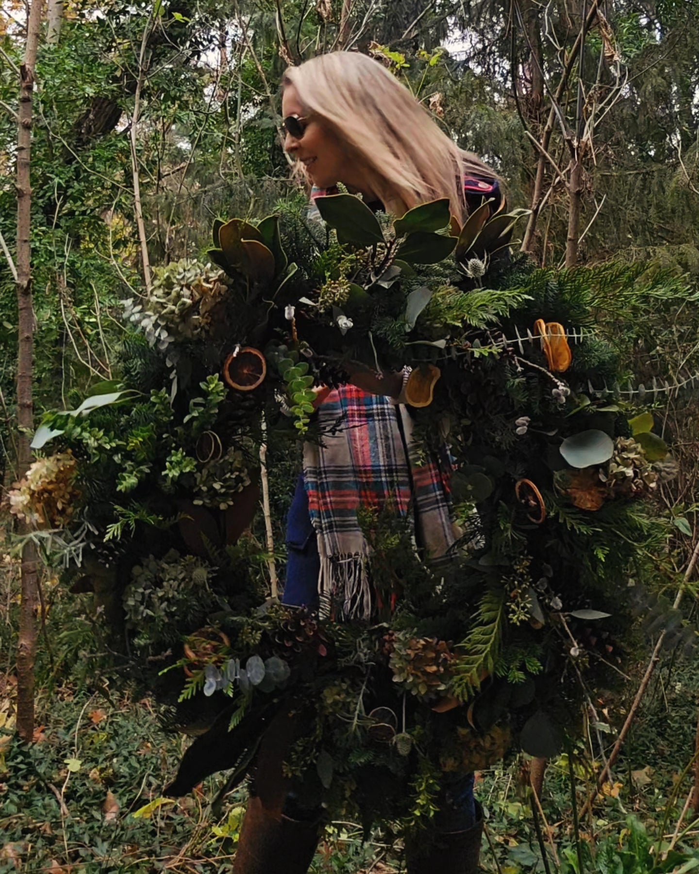 Winter Wreath             (Available Nov.17 - Dec.23rd)